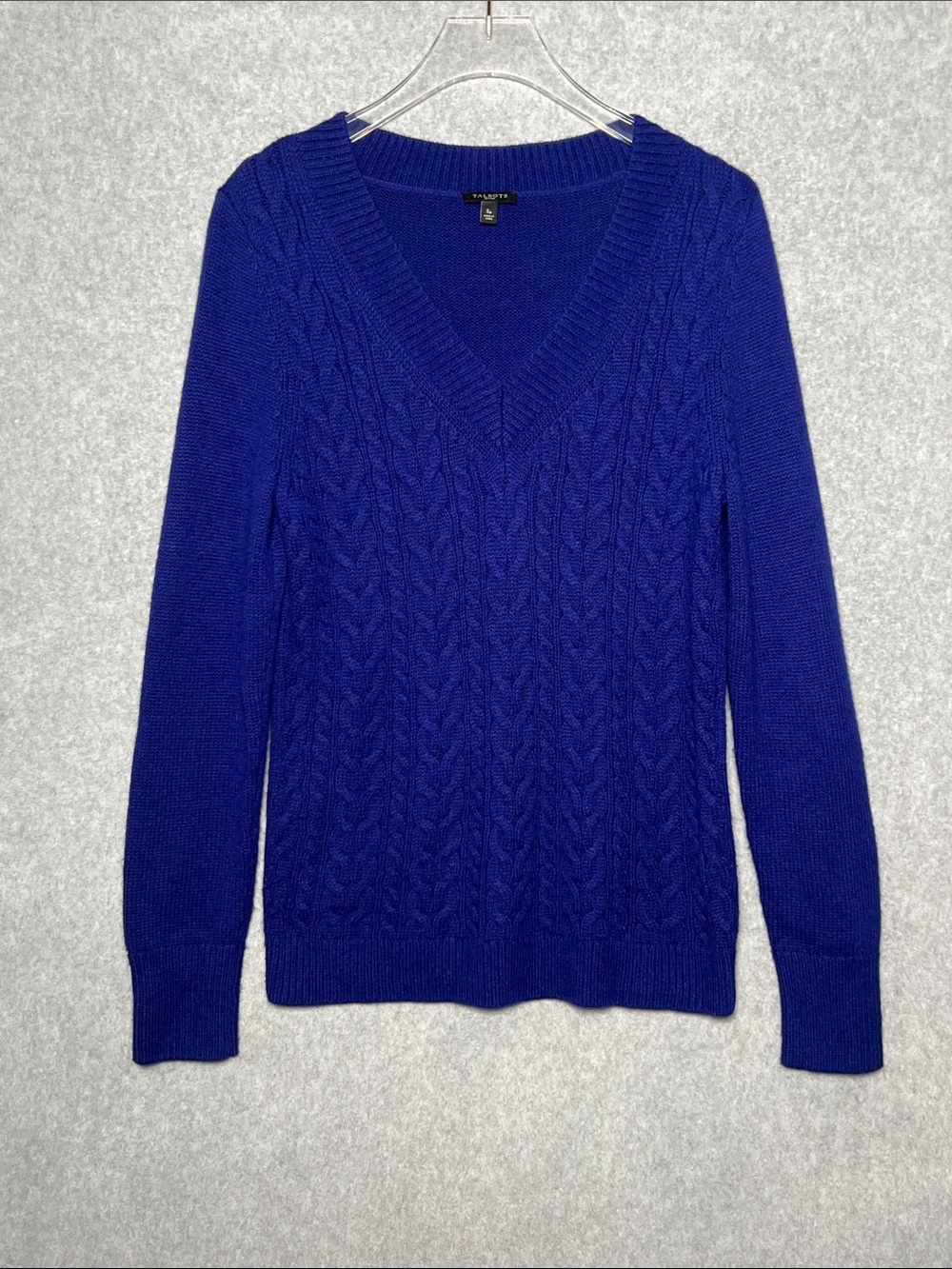 Talbots Woman’s Blue V Neck Lambswool / Nylon Sweater